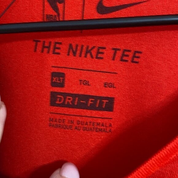 Nike NBA Toronto Raptors Long Sleeve "The Nike Tee", Men's Size XLT - Picture 6 of 9
